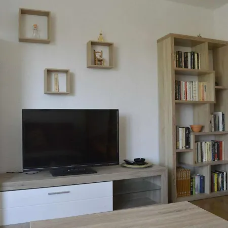 Apartment Appartement Cap D'Agde, 1 Piece, 3 Personnes - Fr-1-249-323 *
